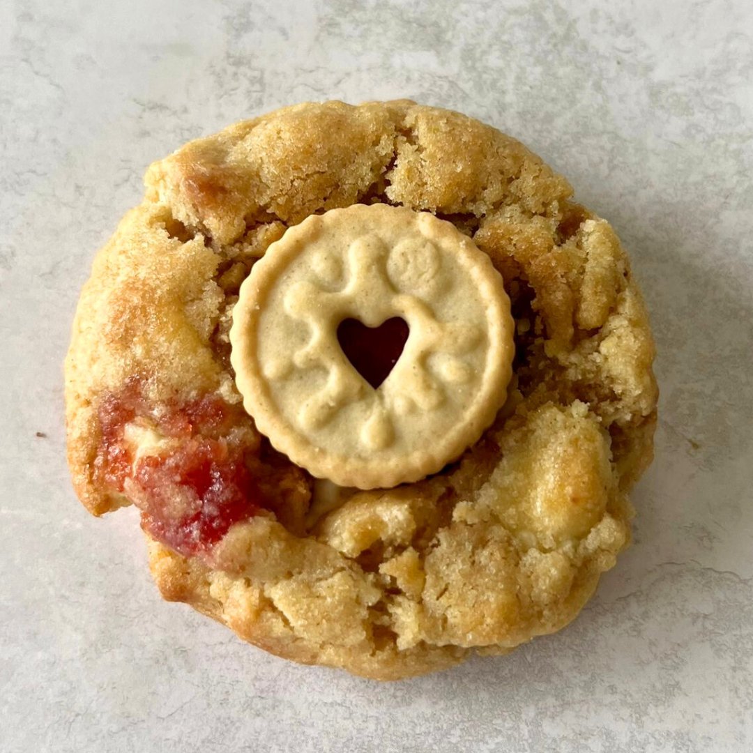 Jammie Dodger - Get Whisked Away Cookies